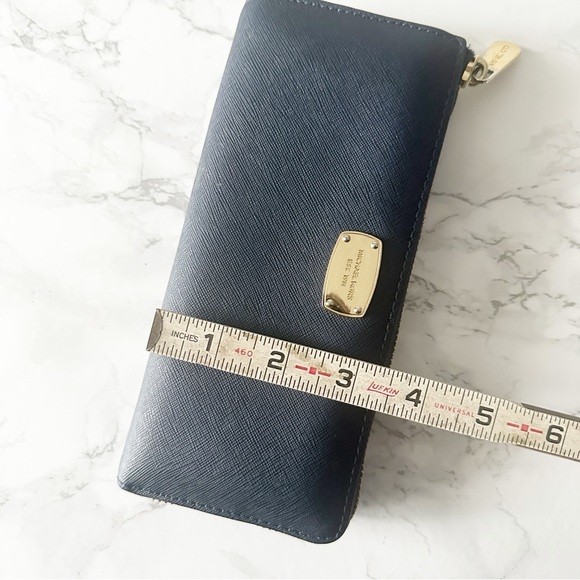 20. MICHAEL Michael Kors Navy Saffiano Leather L Zip Accordion Women’s Wallet - Picture 13 of 13
